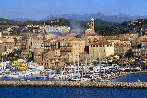 Casaradriimas, Un Cocon Au Coeur Du Centre Ville Propriano  Εξωτερικό φωτογραφία